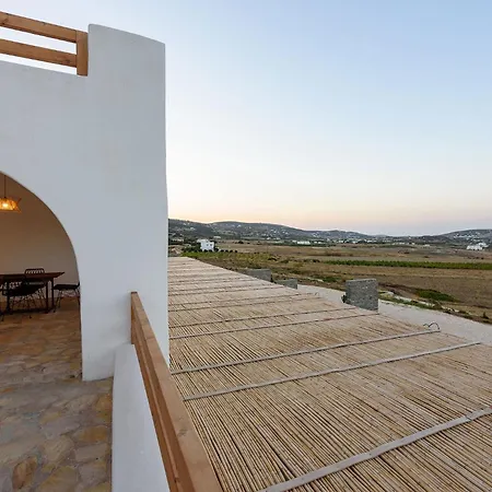 Luxury White Stone Paros Dom wakacyjny Mármara